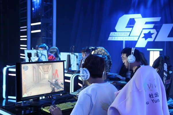 间的攻防失 间的攻防失